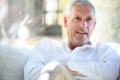 Hoe oud is Gert Verhulst? Alles over zijn leeftijd en carrière